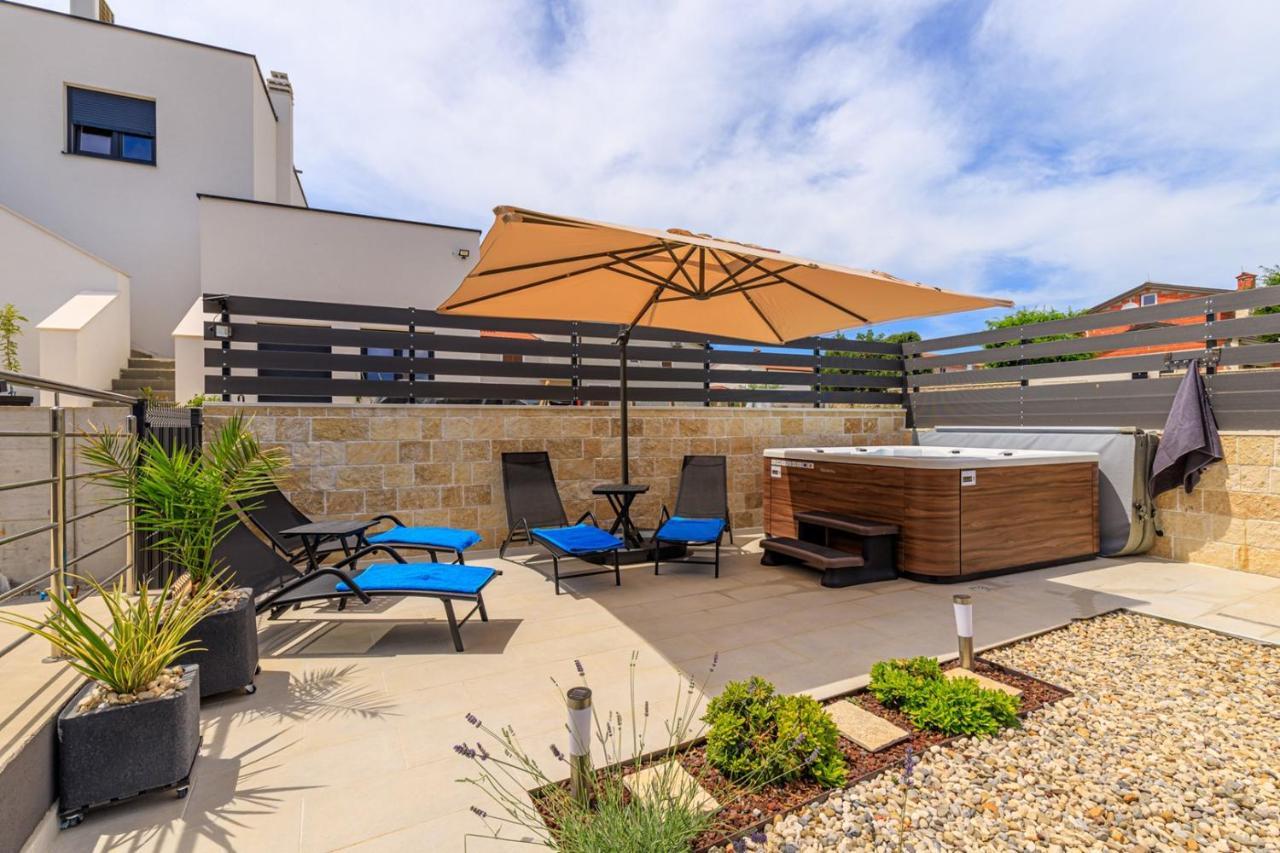 Sabena Apartment With Private Whirlpool 포레치 외부 사진