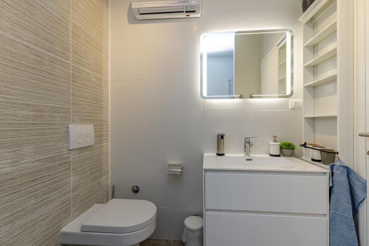 Sabena Apartment With Private Whirlpool 포레치 외부 사진