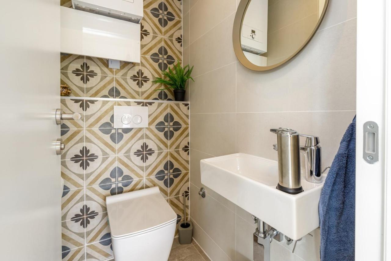 Sabena Apartment With Private Whirlpool 포레치 외부 사진